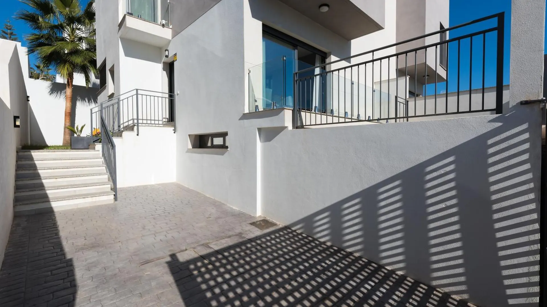 Wintowinrentals Luxurious And Modern Townhouse In Chilches Velez Malaga Apartment